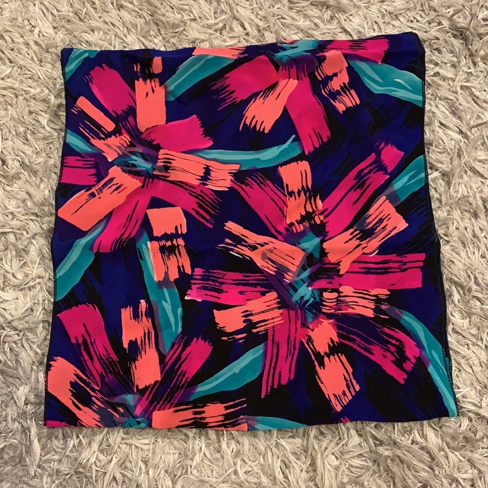 NWOT Neck/Wrist/Hair Tie Scarf
